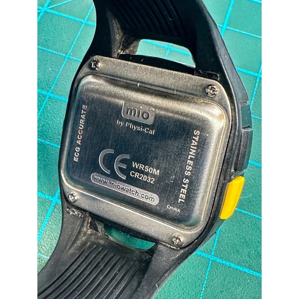 Mio Stride Heart Rate Monitor Digital Watch Black Yellow Sports Run NEW BATTERY